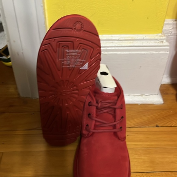 Ugg Boots - Picture 2 of 3